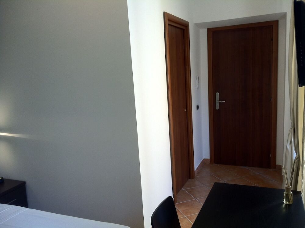 Il Corso Comfort Rooms Рим Екстериор снимка